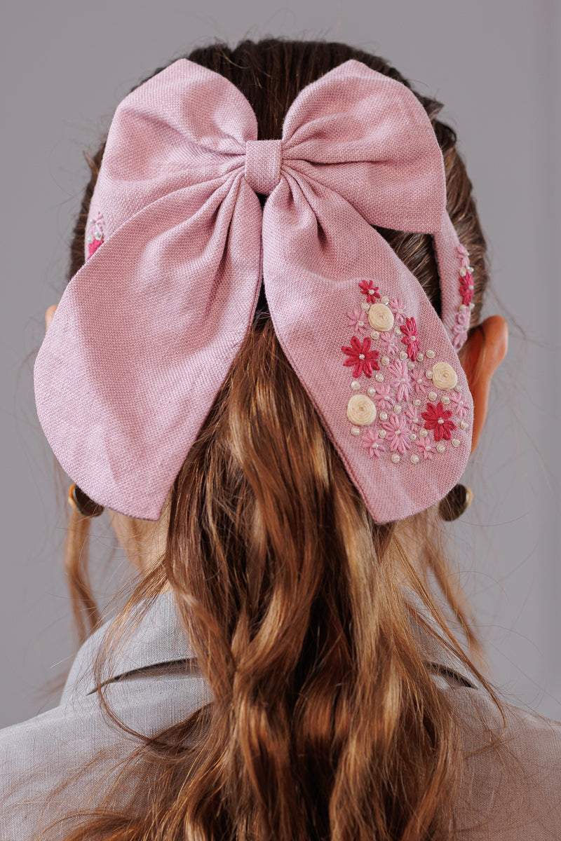 Pastel Whispers Bow And Tic Tac Set