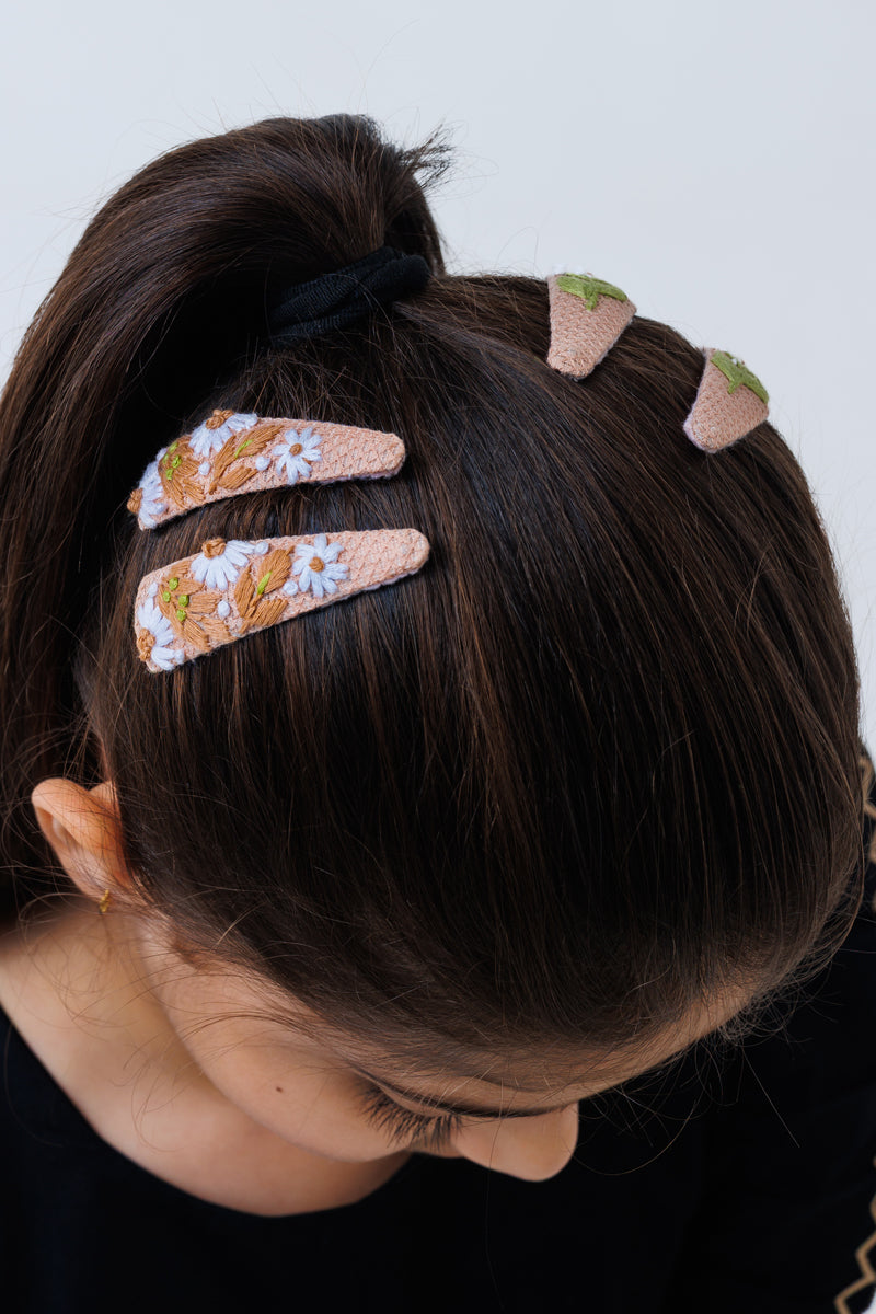 Earthy petals tic tac set
