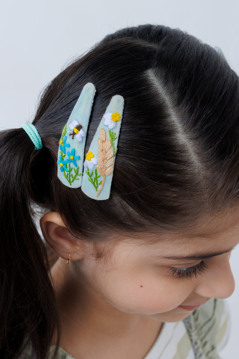 Lush petals Hair Clips