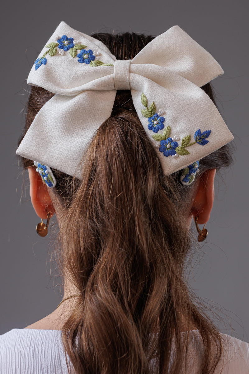 Opal Florals Bow And Tic Tac set