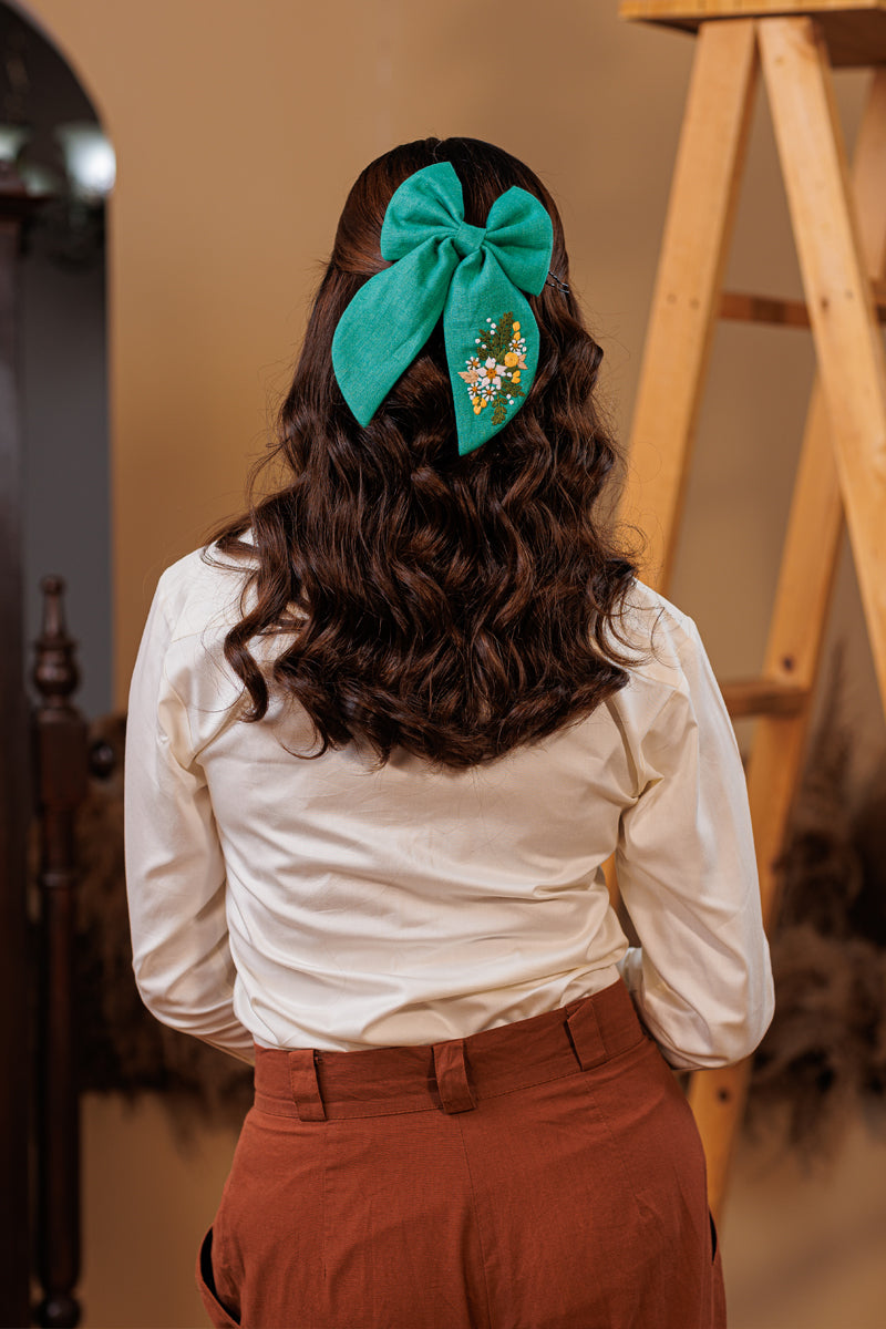 Green Garden Glow bow