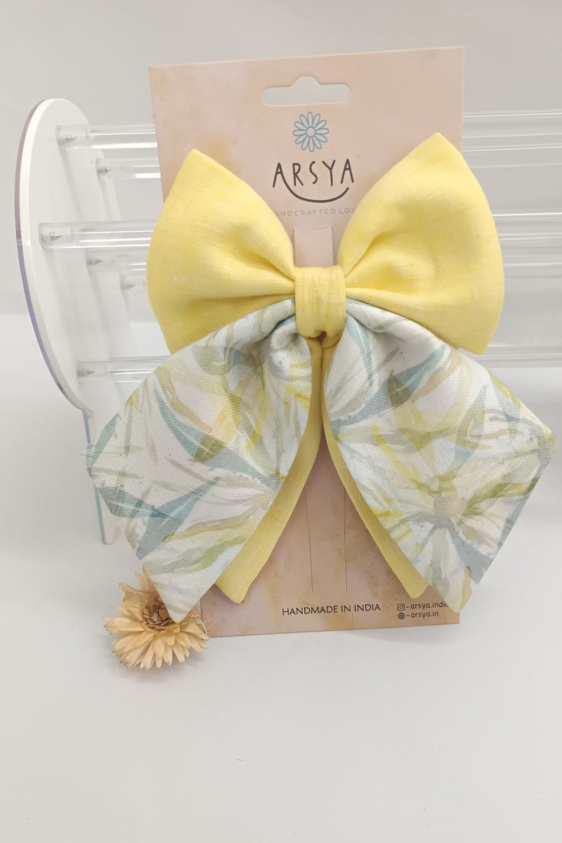 Marigold Snap Bow