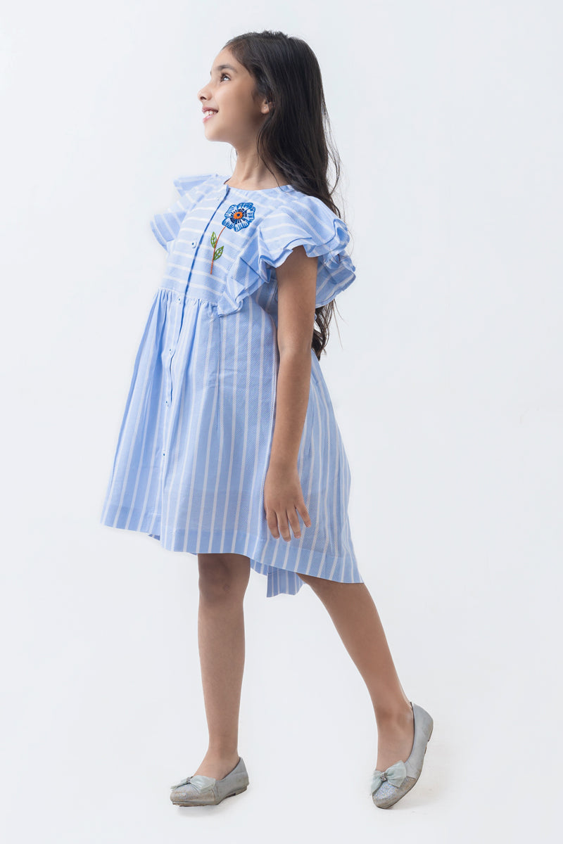 Florette in blue dress