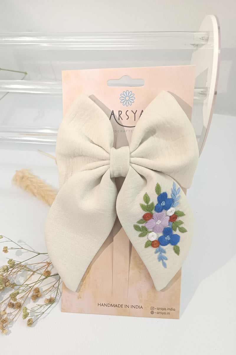 Silken flora bow