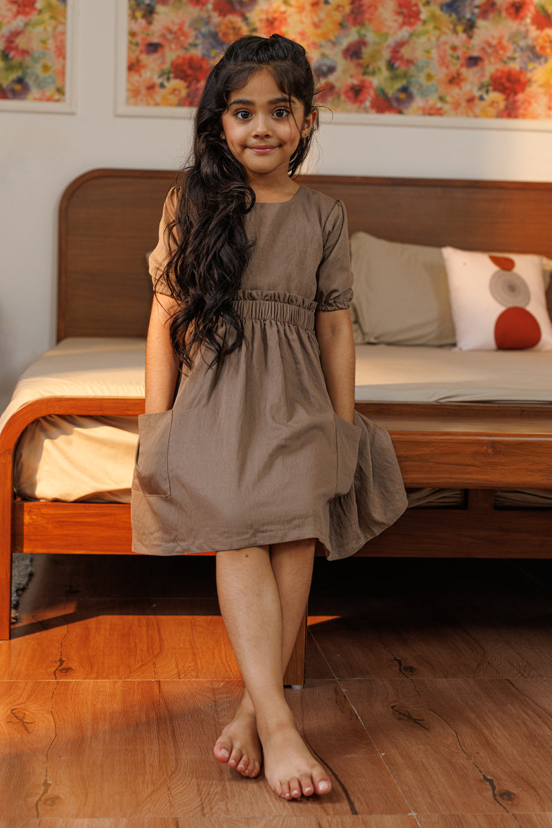 The everyday Mocha Dress