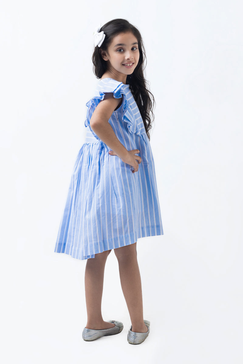 Florette in blue dress