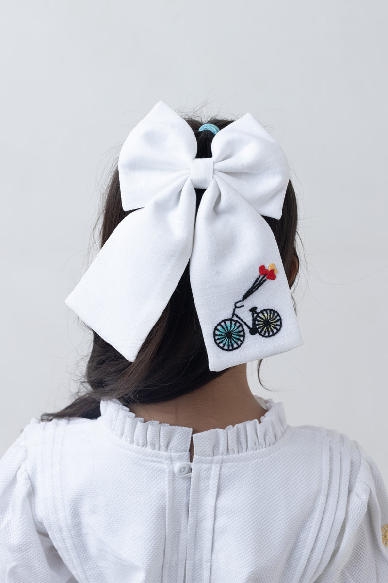 Heartspin bow