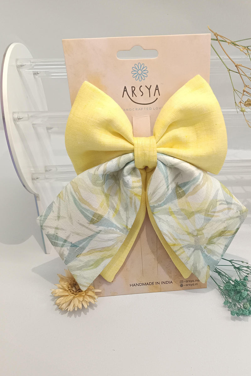 Marigold Snap Bow