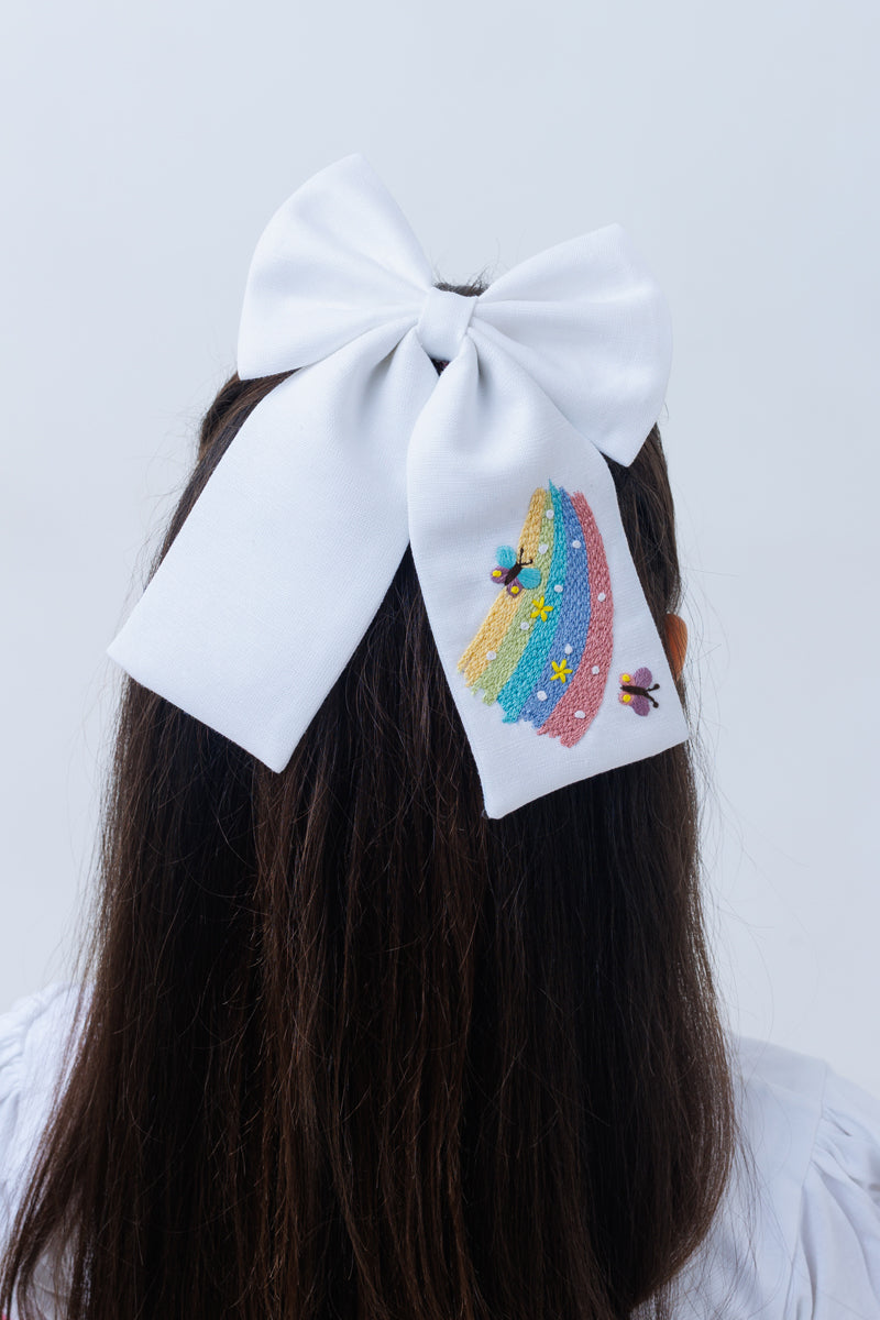Prism wings bow