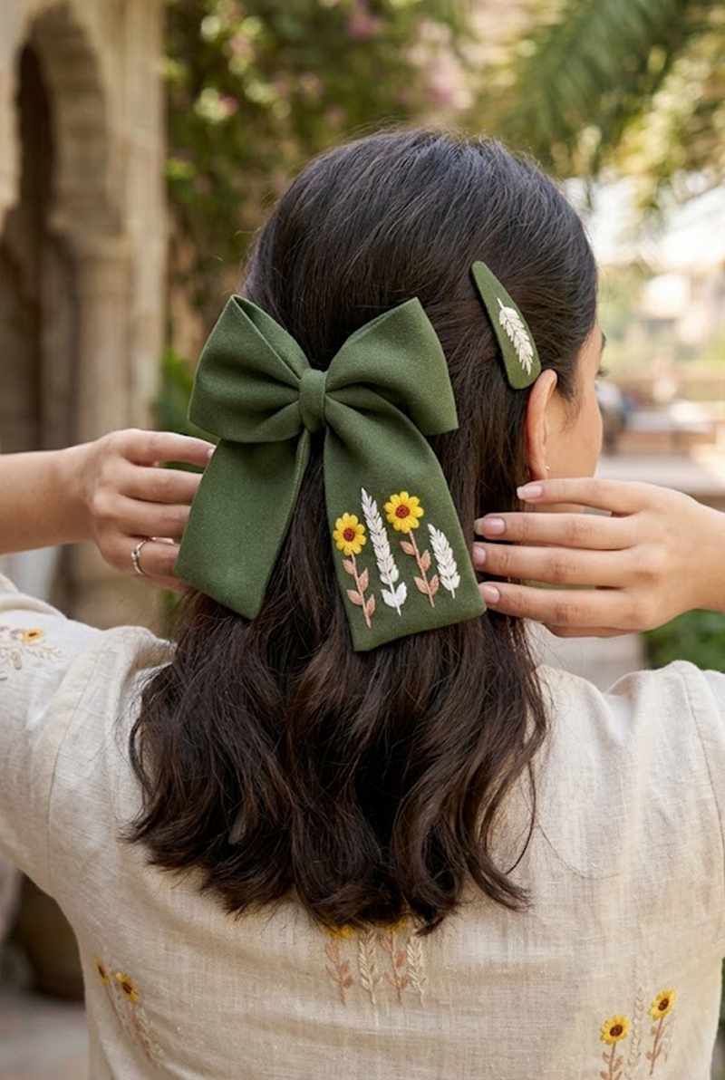 The Sunflower Bow and Tic Tac Set