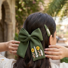 The Sunflower Bow and Tic Tac Set