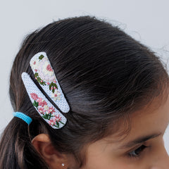 White garden Hair clips