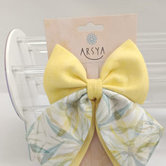 Marigold Snap Bow