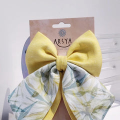 Marigold Snap Bow