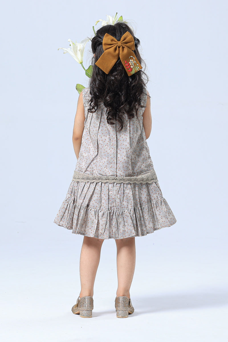 Elizabethan Elegance Dress