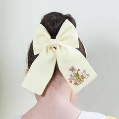 Bunny and the flowers Bow and Tic Tac Set