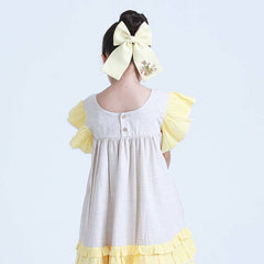 Bunny and the flowers Bow and Tic Tac Set