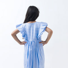 Florette in blue dress