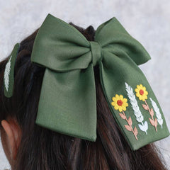 The Sunflower Bow and Tic Tac Set