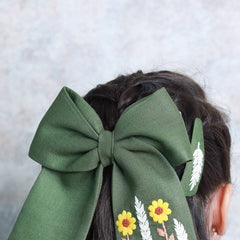 The Sunflower Bow and Tic Tac Set