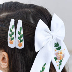 White Bow and Tic Tac Set