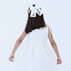 White Bow and Tic Tac Set