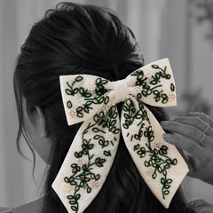 Emerald Grace Bow