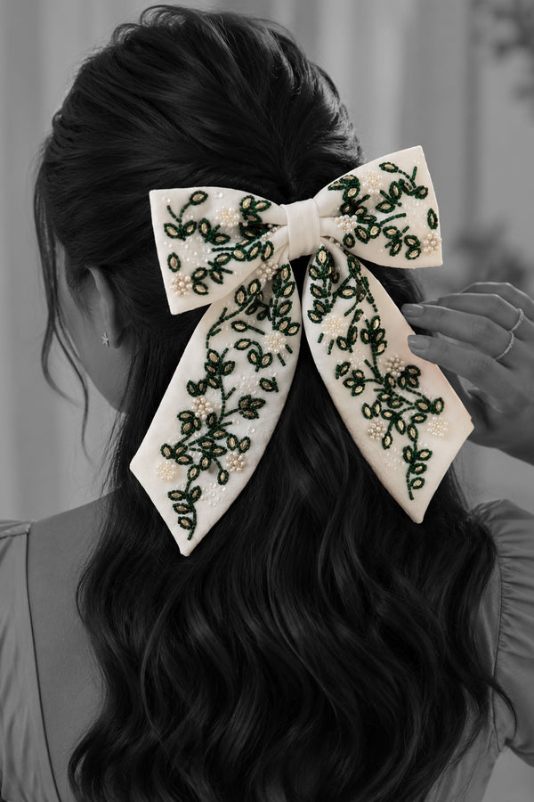 Emerald Grace Bow