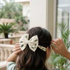 Soft Garden Tie Bow and Tic Tac Set