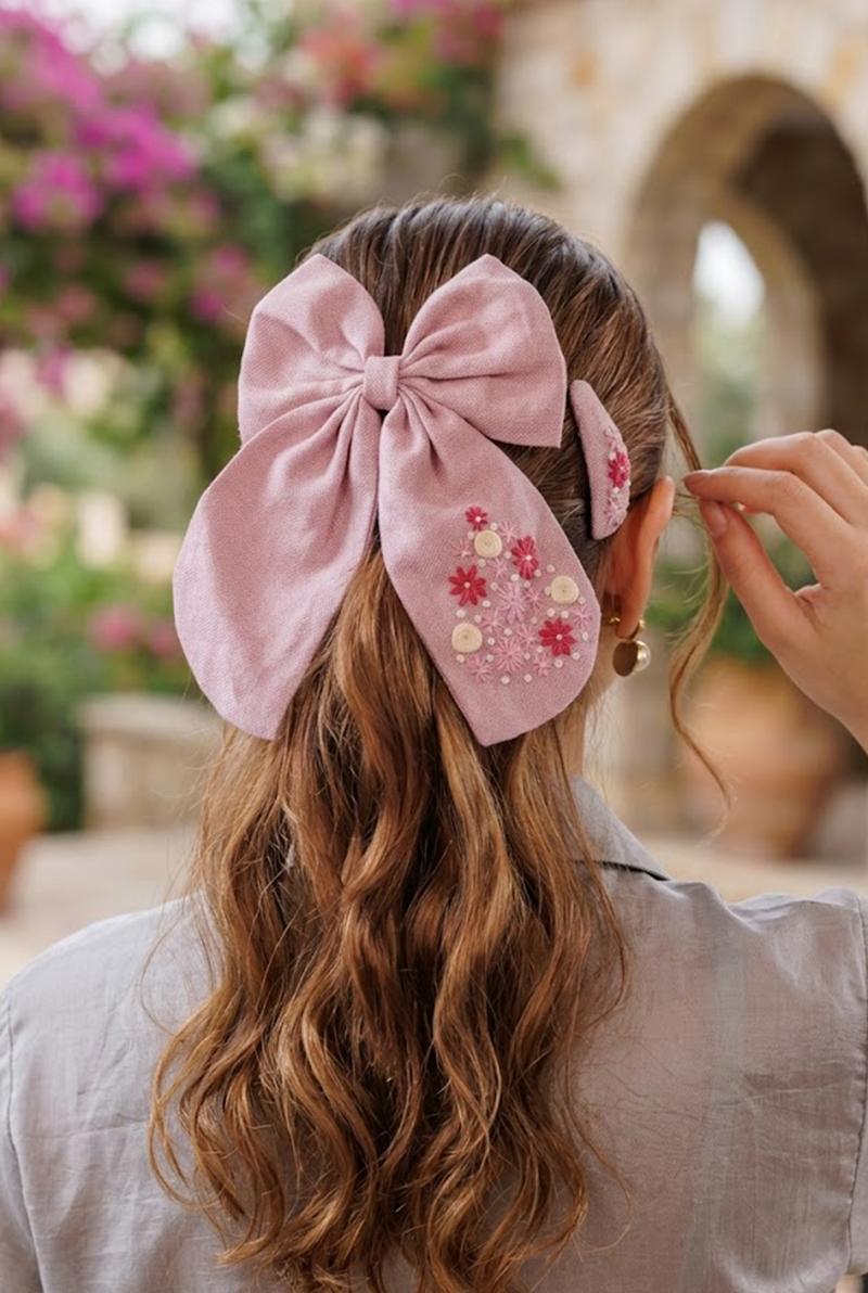 Pastel Whispers Bow And Tic Tac Set