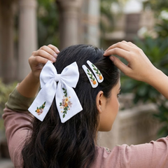 White Bow and Tic Tac Set