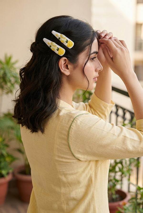 Limonetta set of 4 hair clips