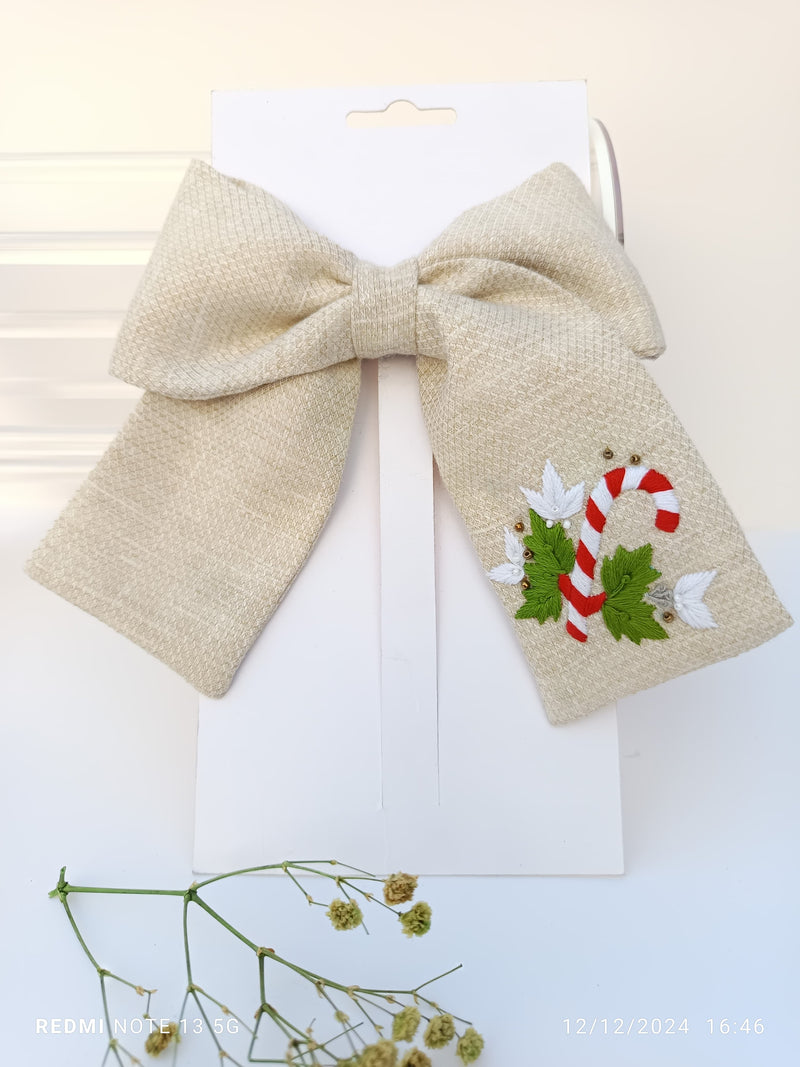 Candy cane twist bow