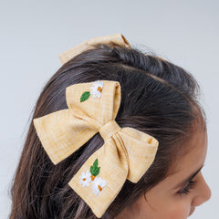 Pure blossom set of 2 bows