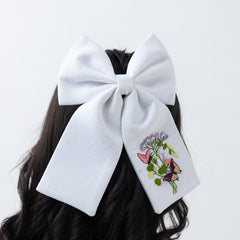 Flutter bloom bow