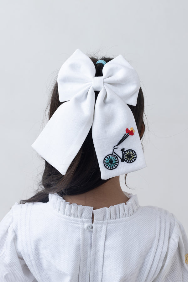 Heartspin bow
