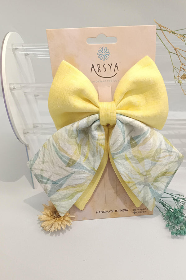 Marigold Snap Bow