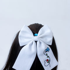 Winged blossom bow