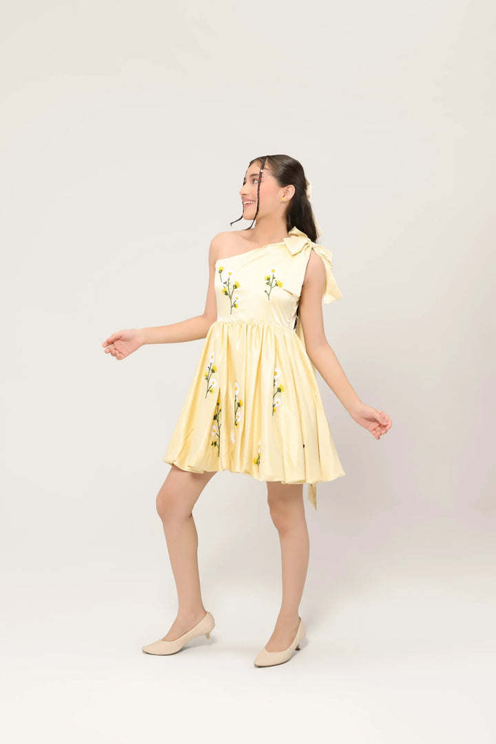Daisy Daydream Dress - view 4