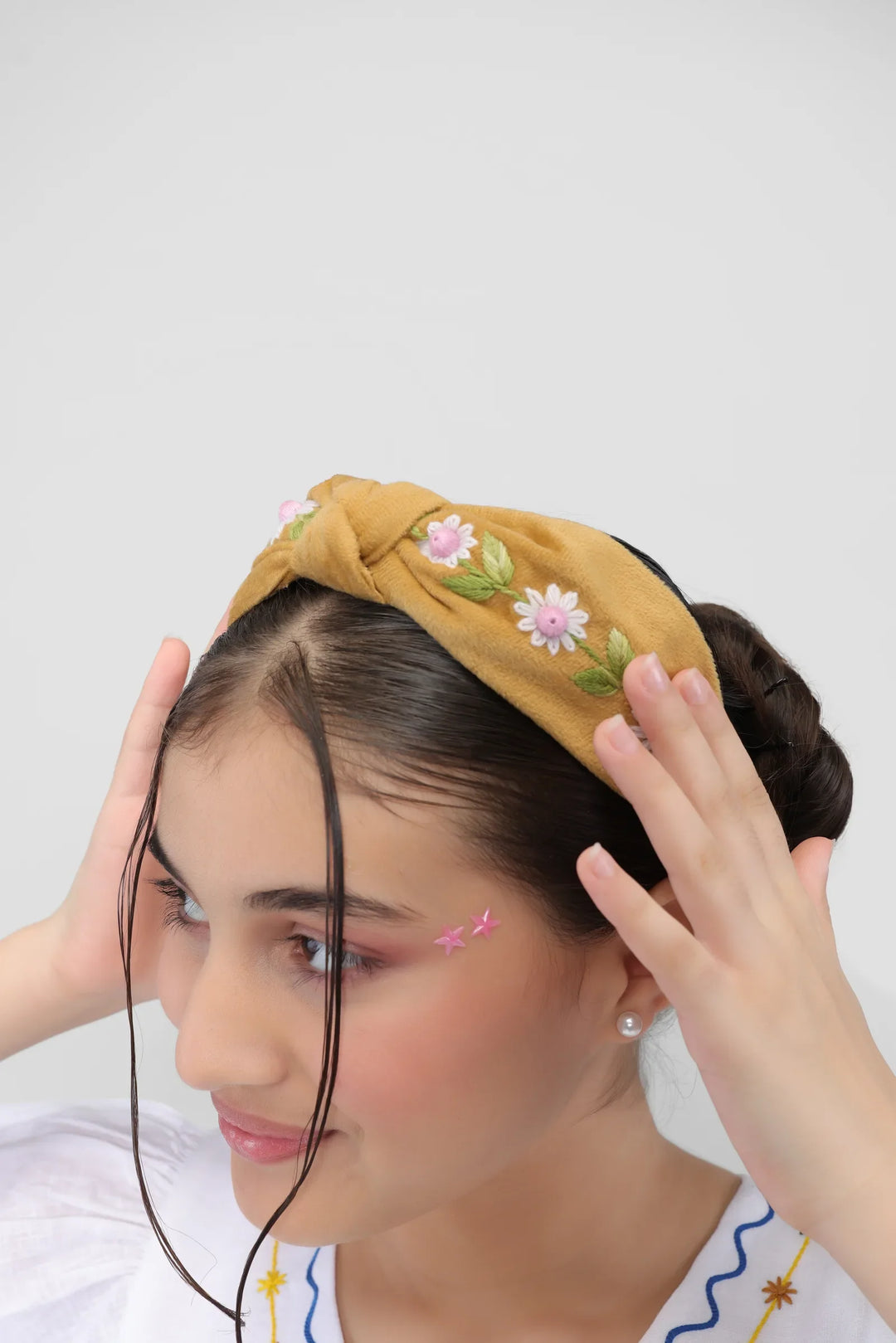 Daisy Trail Head Band - view 1