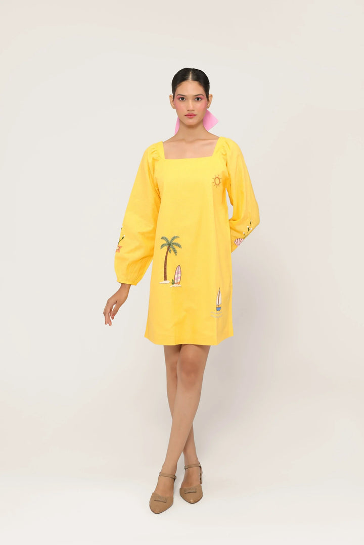 Sunshine Getaway Dress - view 4